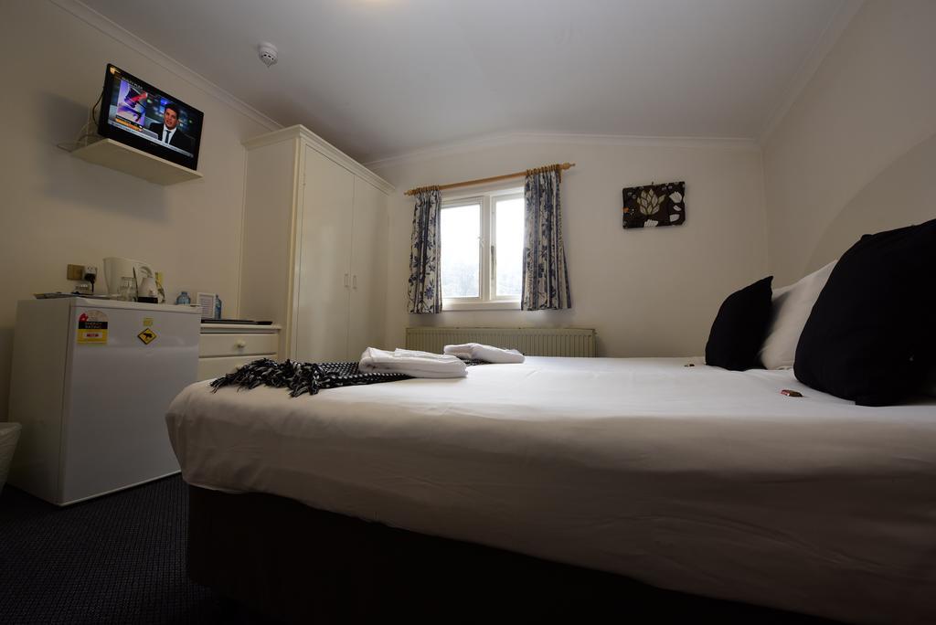 Black Bear Inn Thredbo Exterior photo